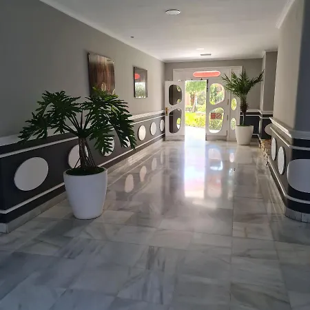 Alco Apartamentos: Playmon Park アパート ベニドルム